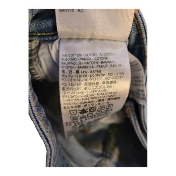 Levi's - Picture 5 of 6